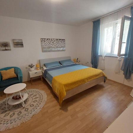 Apartmani Anica Risika Εξωτερικό φωτογραφία