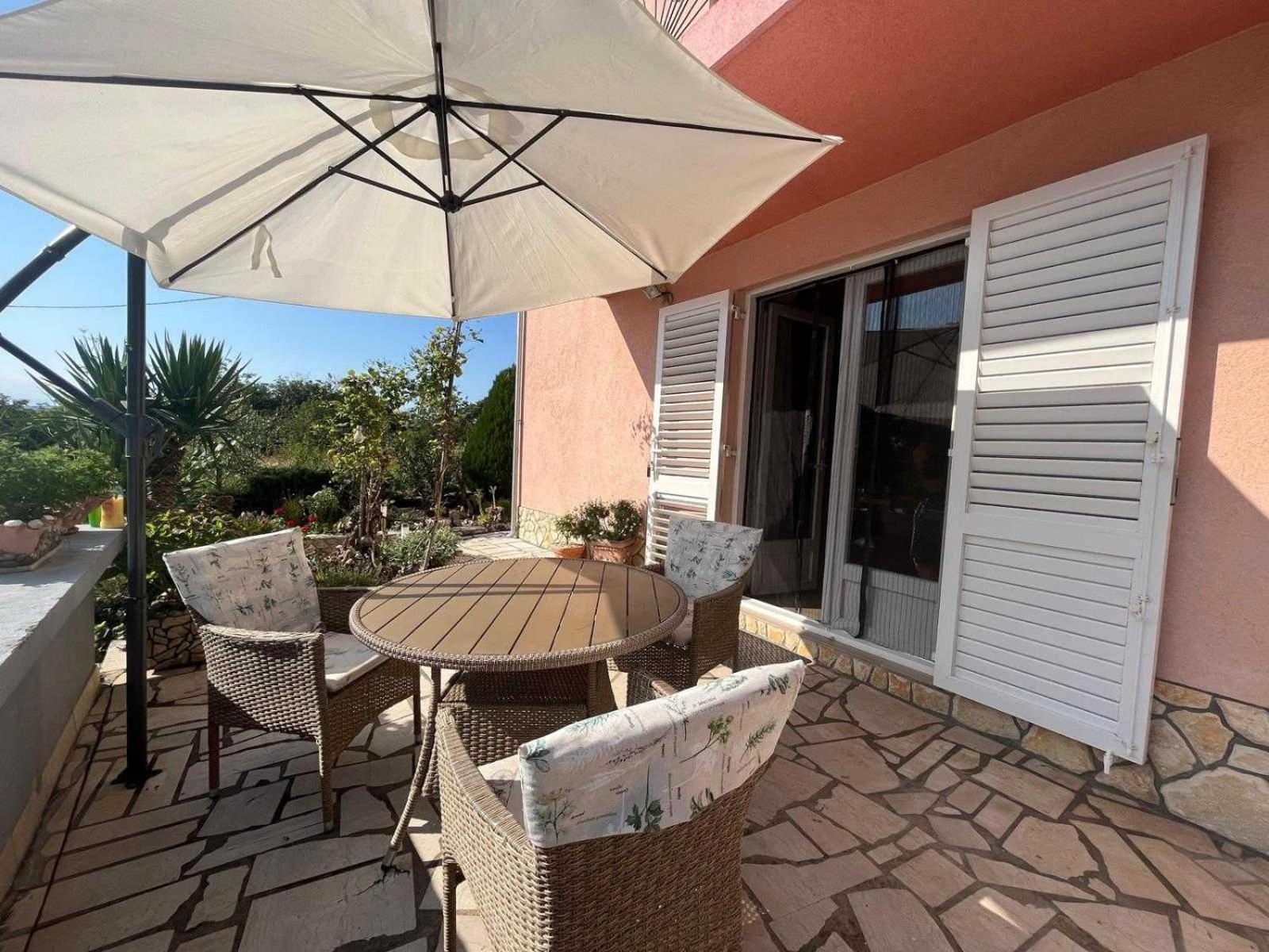 Apartmani Anica Risika Εξωτερικό φωτογραφία