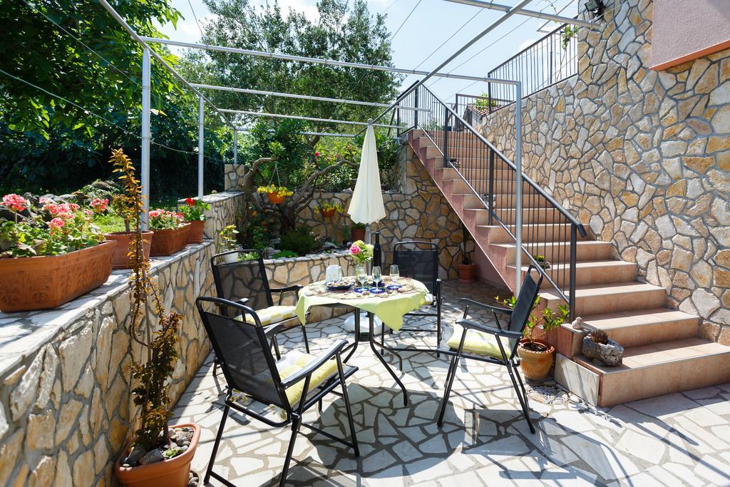 Apartmani Anica Risika Εξωτερικό φωτογραφία