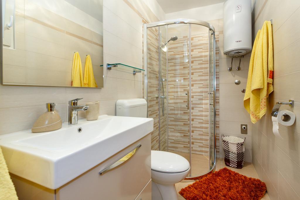 Apartmani Anica Risika Εξωτερικό φωτογραφία