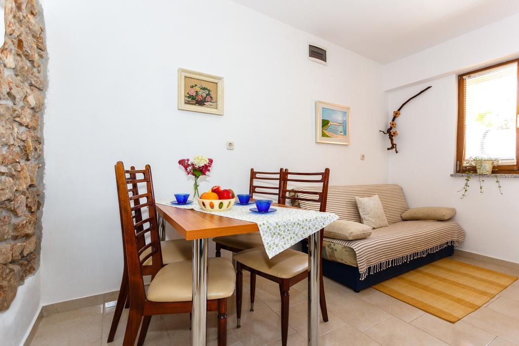 Apartmani Anica Risika Εξωτερικό φωτογραφία